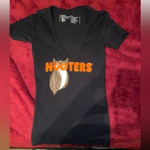 Black Hooters T-shirt